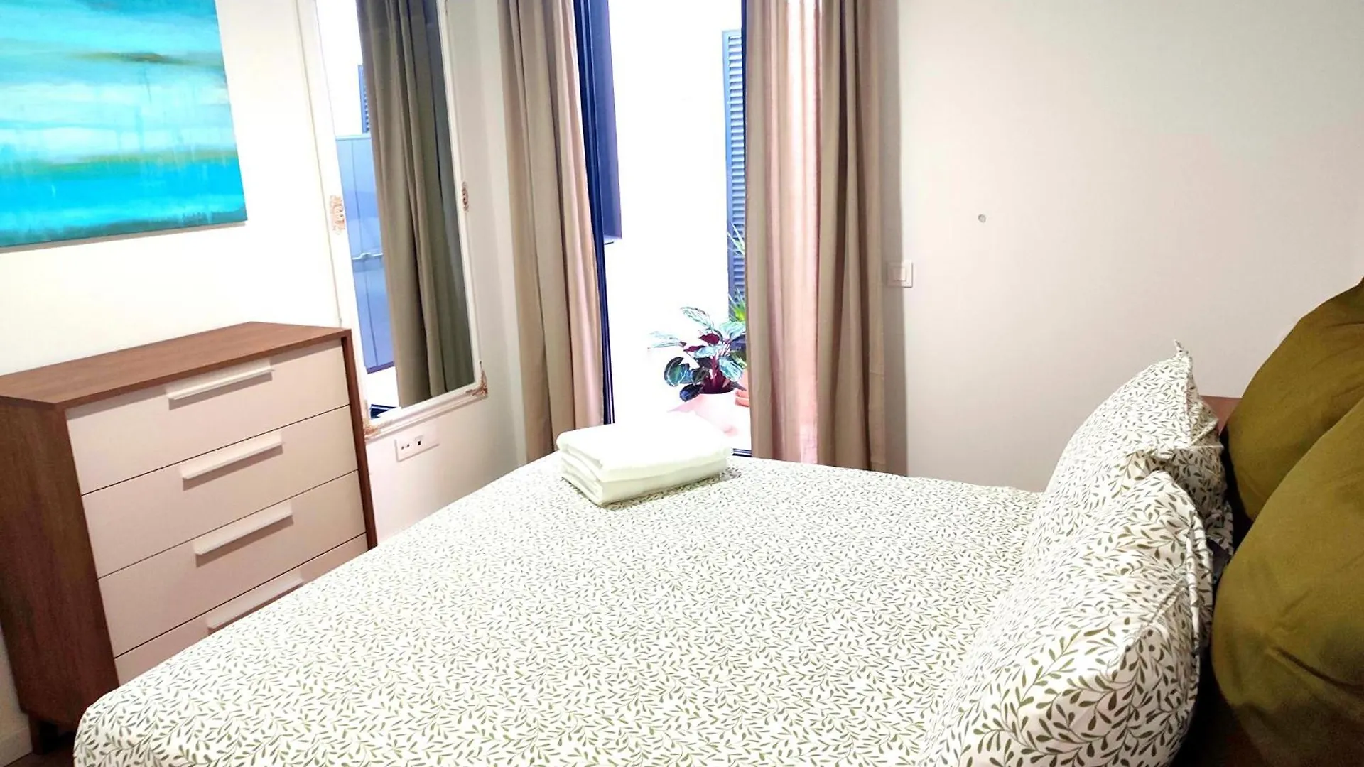 Apartment Old Town Ground Floor New Apartment, Beach, Parking Malaga