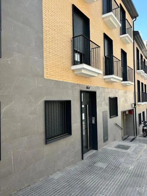 Old Town Ground Floor New Apartment, Beach, Parking Malaga Apartment